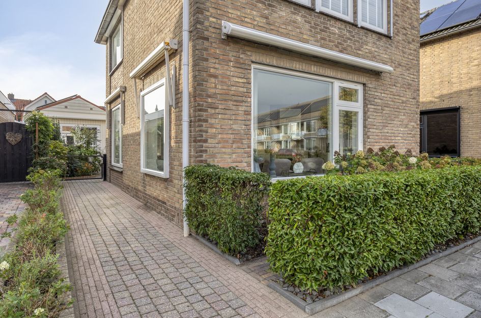 Vrijstaande woning te koop: Bosdreef 44, Dirksland