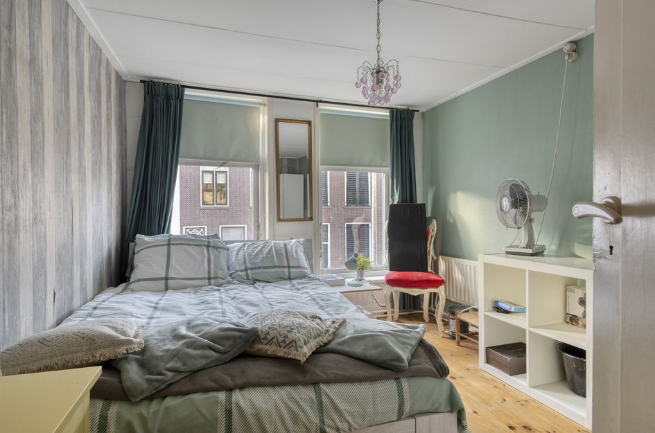 Hoekwoning te koop: Voorstraat 40, Dirksland