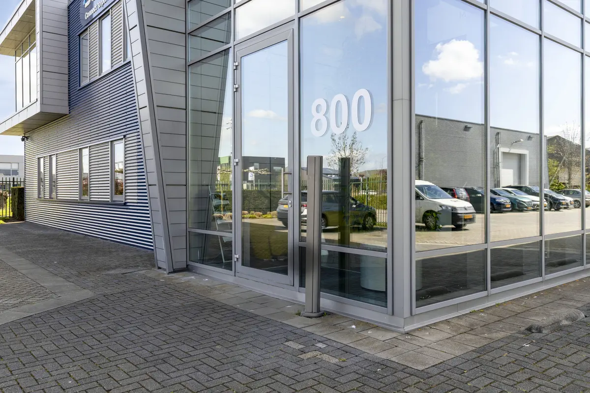 Robijn 800, DORDRECHT