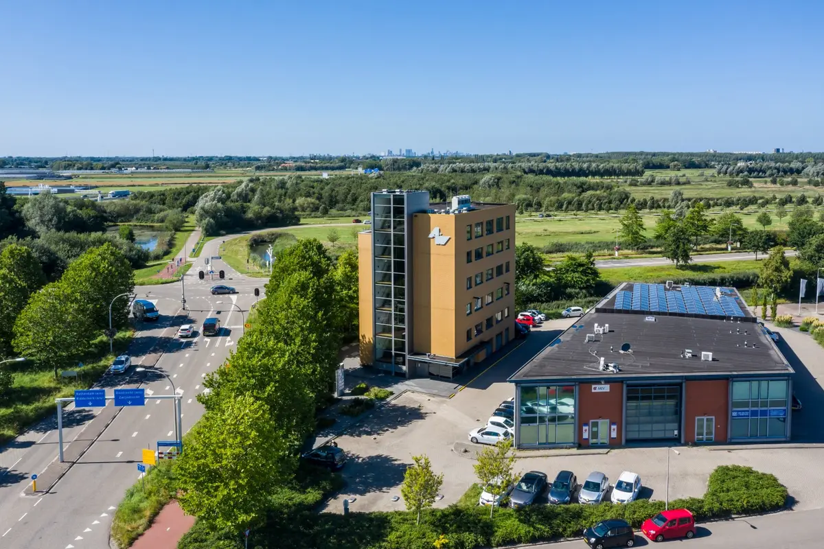 De Veldoven 13, HENDRIK-IDO-AMBACHT