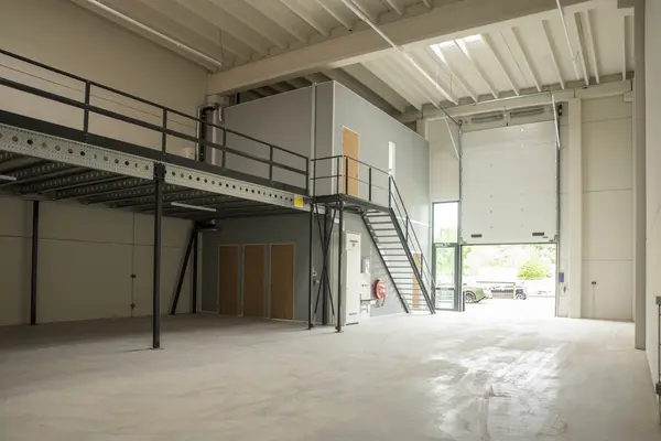 De Wadi 9, HENDRIK-IDO-AMBACHT