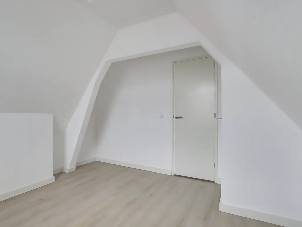 Oostzeedijk Beneden 25A 02, ROTTERDAM