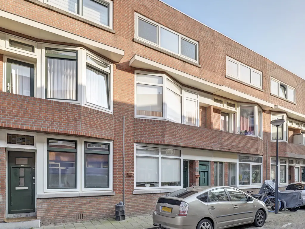 Halleystraat 11, SCHIEDAM