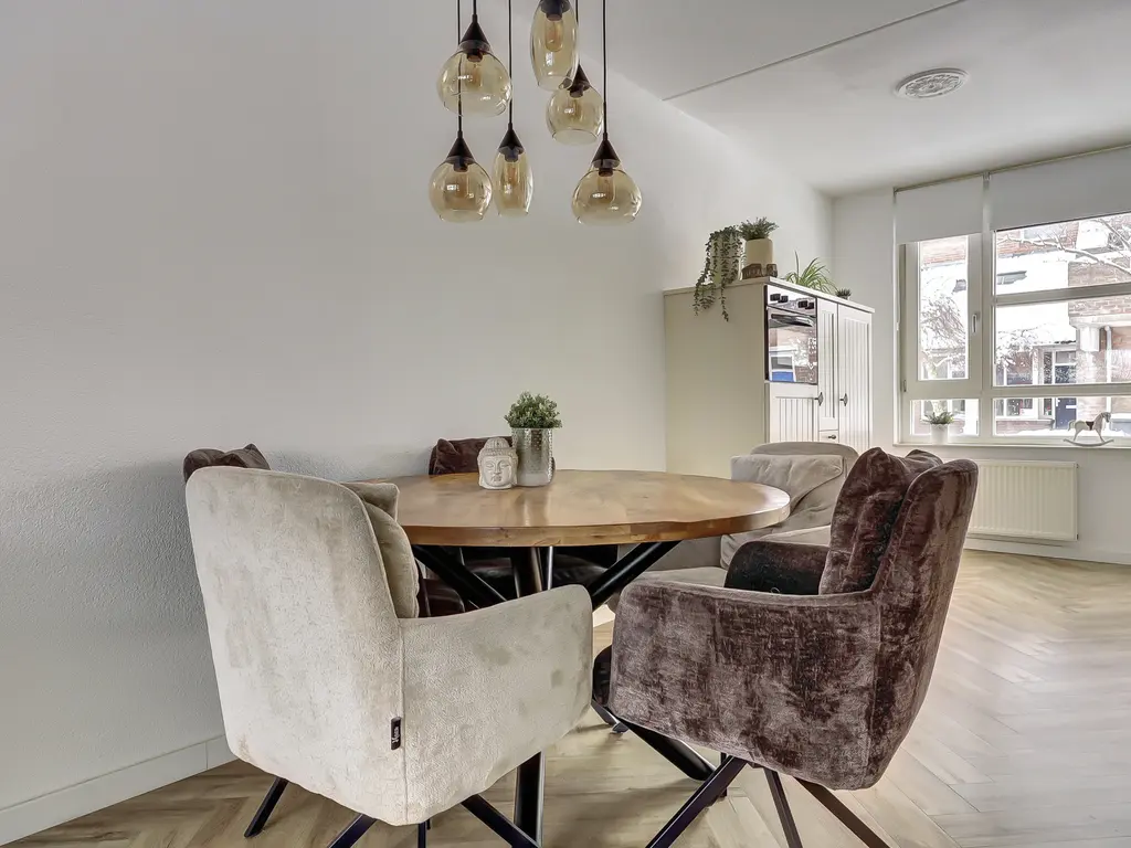 Krekelveen 356, SPIJKENISSE
