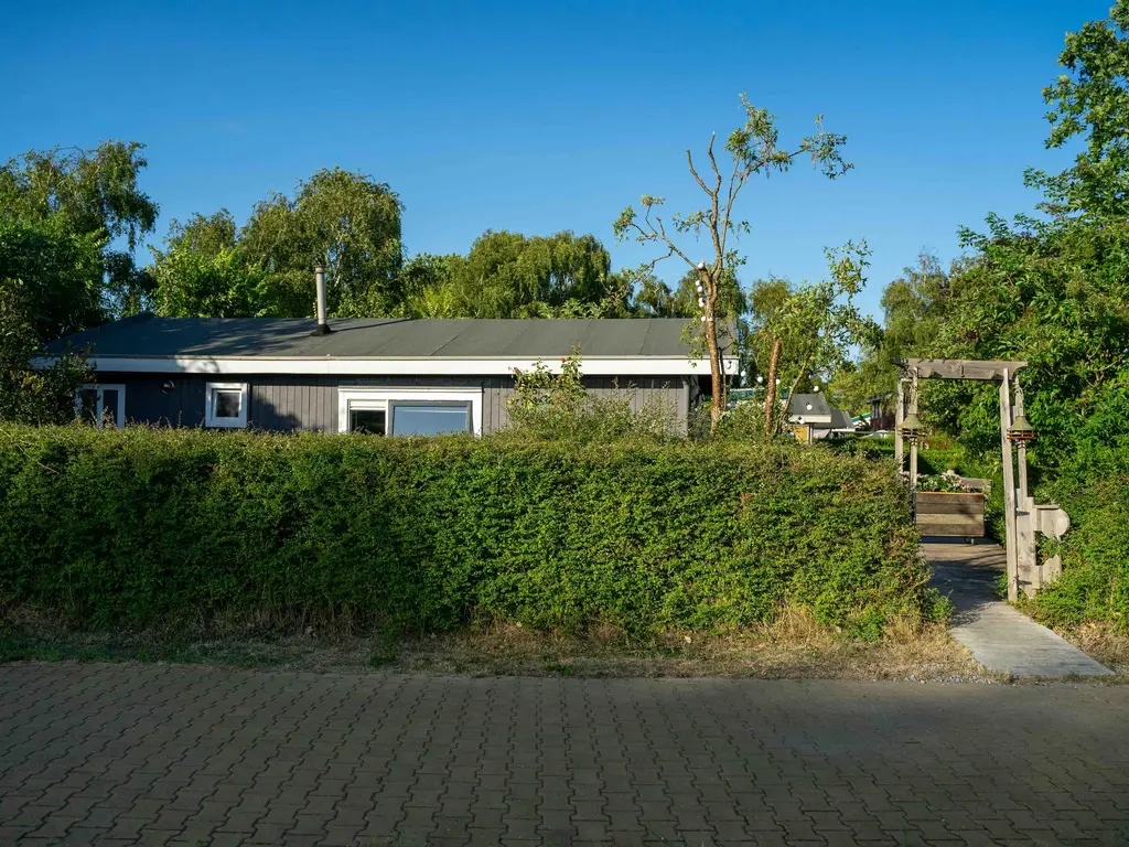 Gorsplein 2 / Windhoek 1, OOSTVOORNE