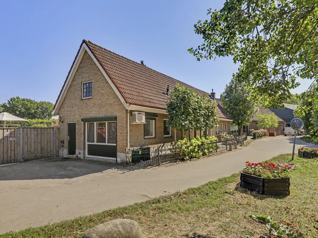 Breekade 7, SPIJKENISSE