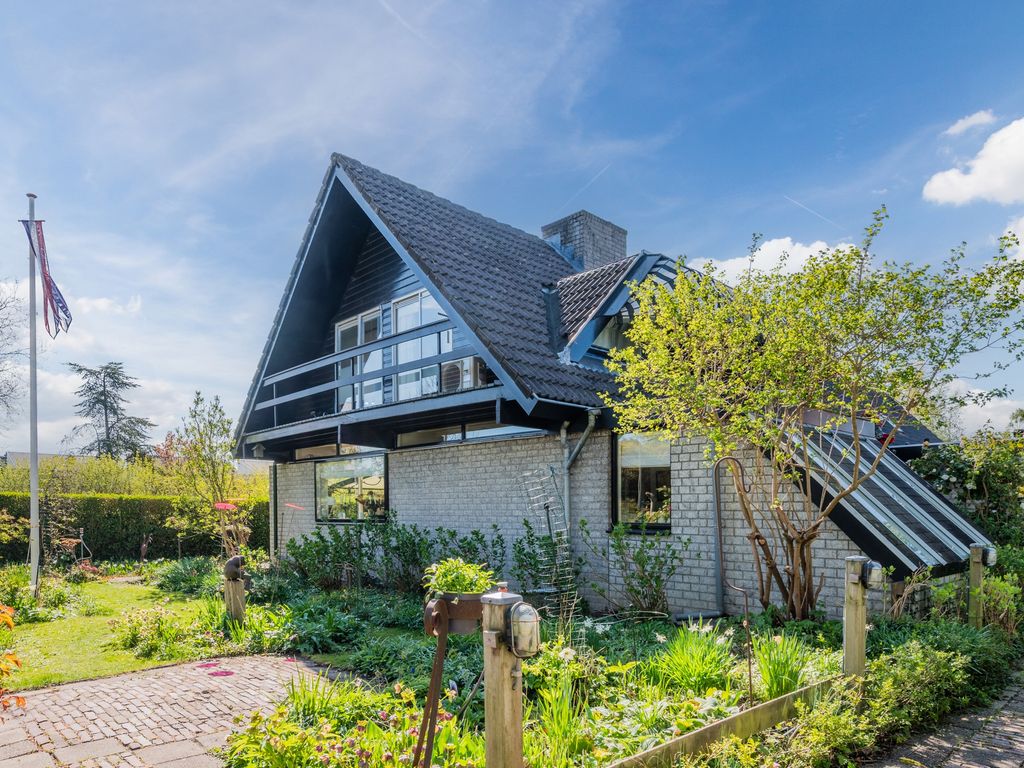 Leeuwerik 8, Bodegraven