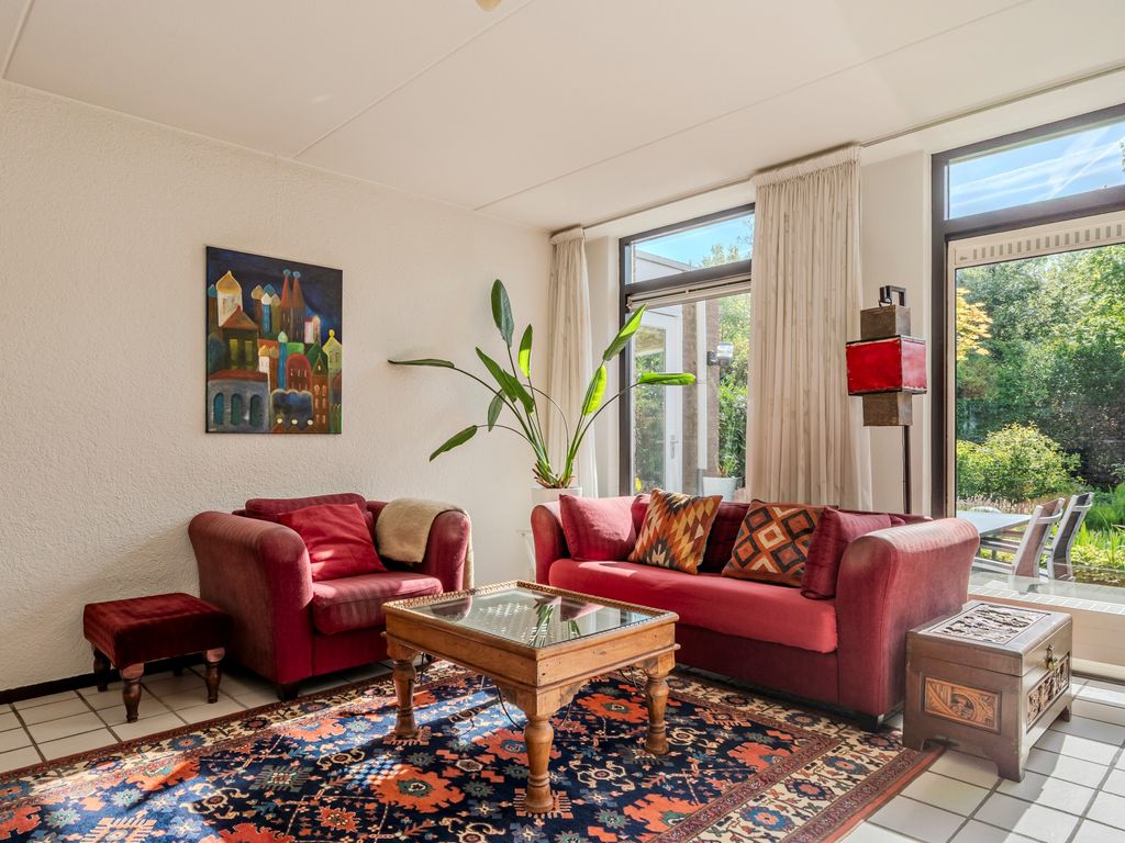 Zuwe 32, Bodegraven
