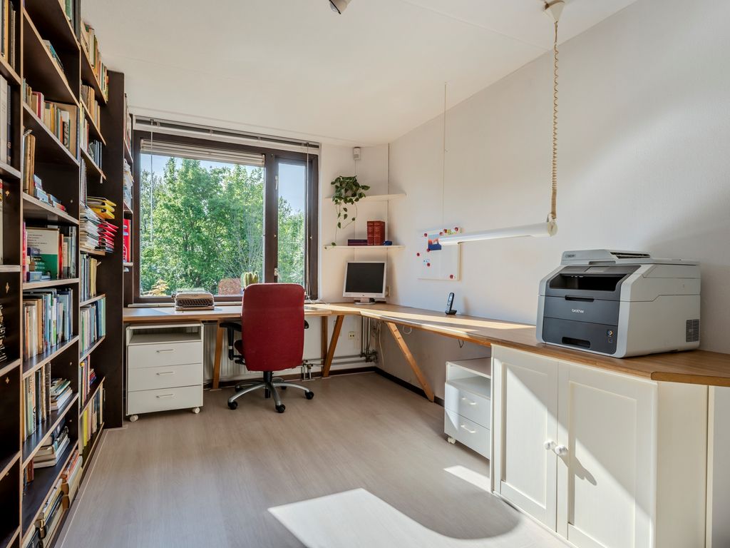 Zuwe 32, Bodegraven