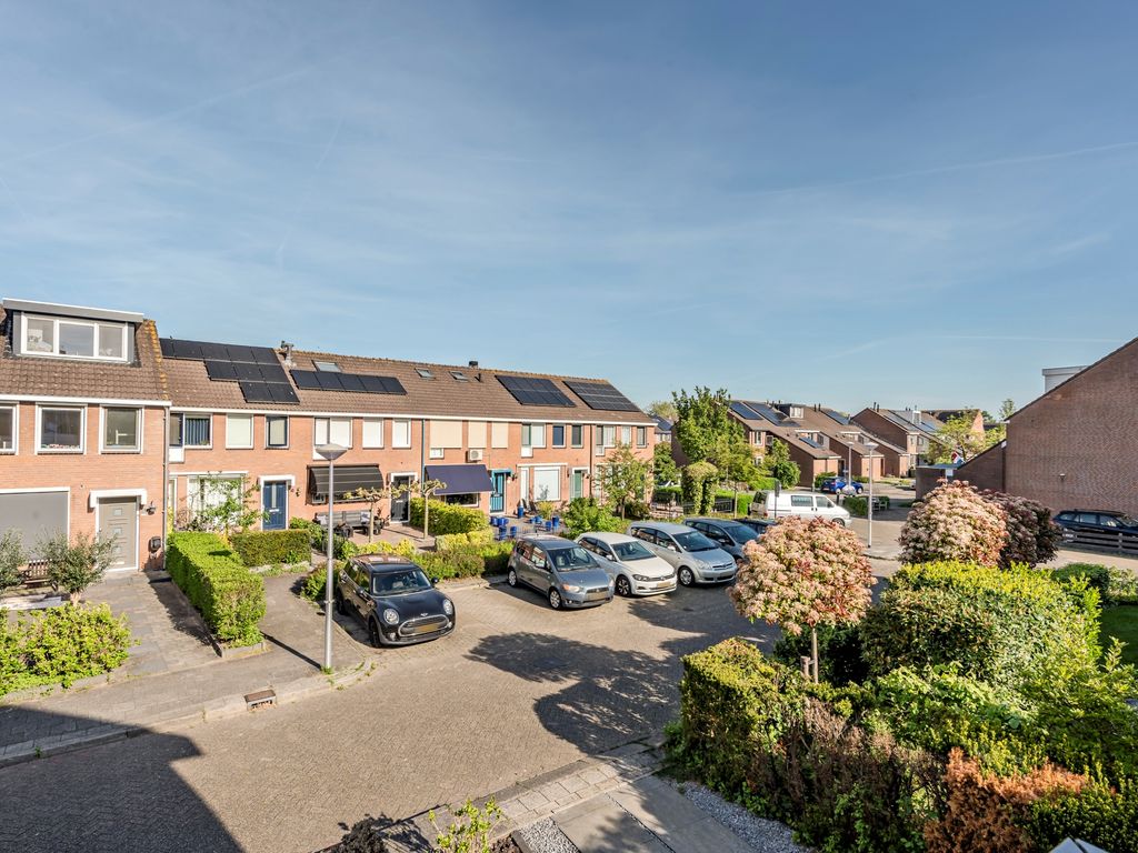 Zuwe 32, Bodegraven