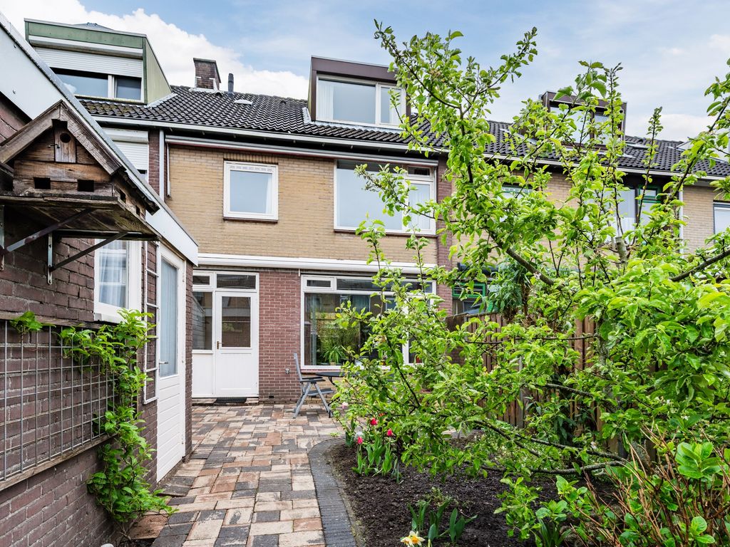 Merel 6, Bodegraven