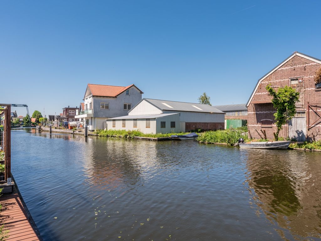 Hoge Rijndijk 12, Nieuwerbrug aan den Rijn