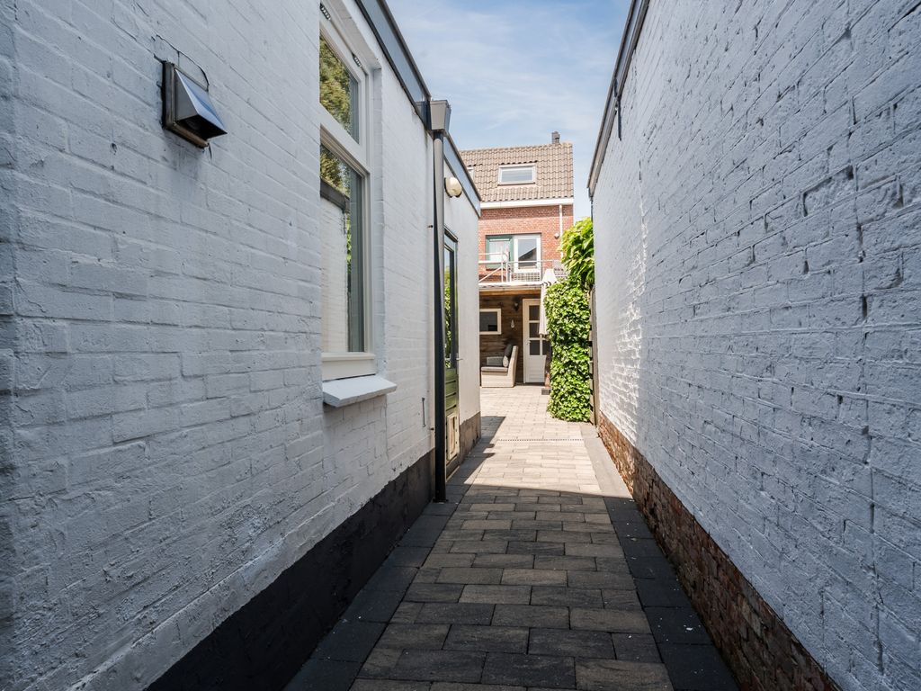 Nassaustraat 33, Bodegraven