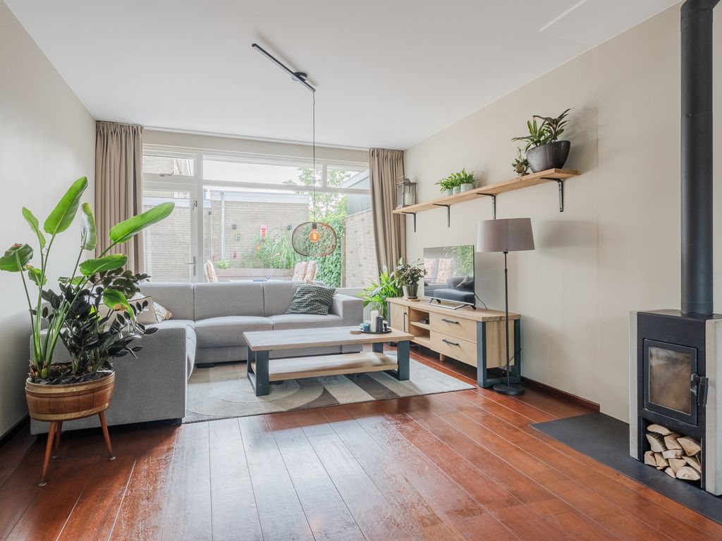 Oranjeplantsoen 9, Bodegraven