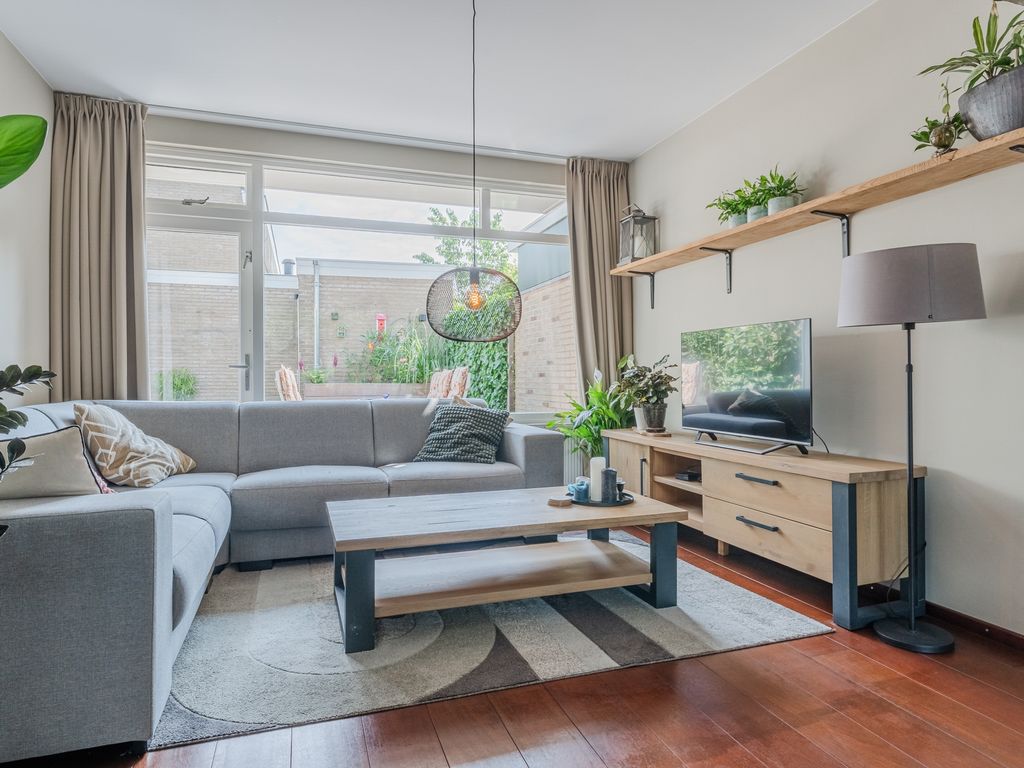 Oranjeplantsoen 9, Bodegraven