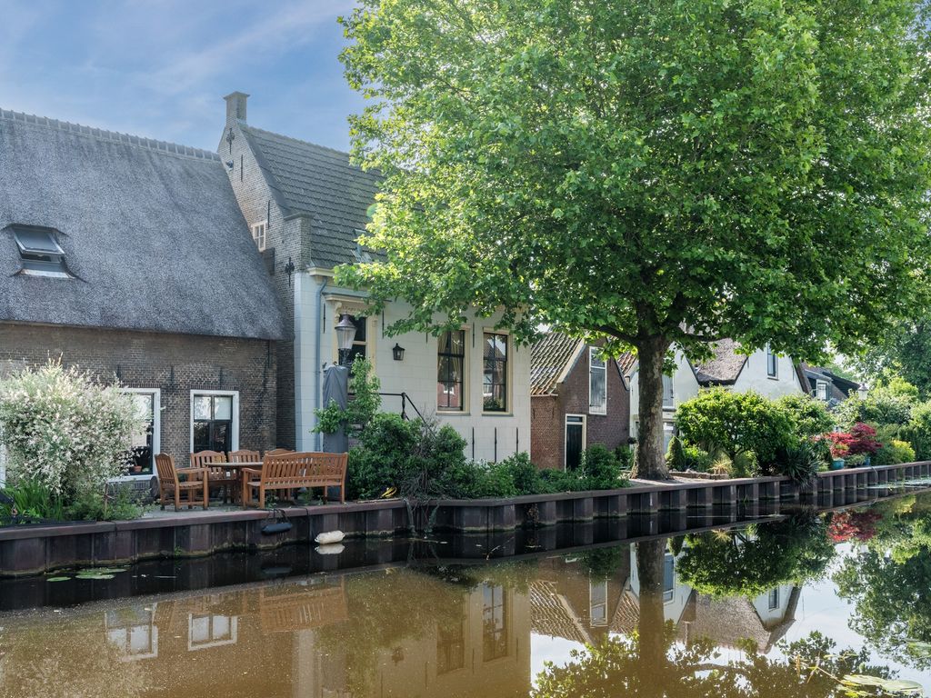 Zuidkade 2, Driebruggen