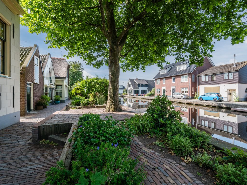 Zuidkade 2, Driebruggen