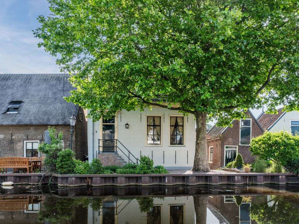 Zuidkade 2, Driebruggen