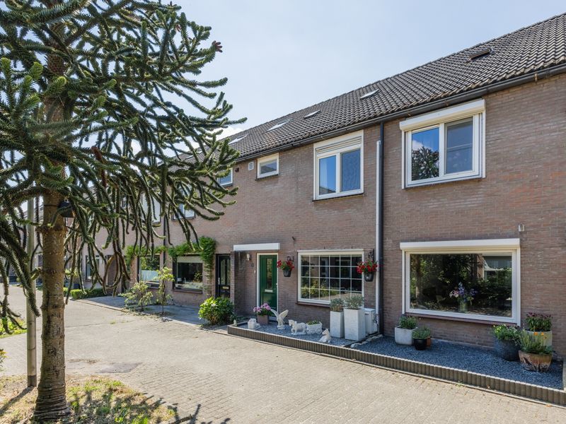 Dokter Schreuderstraat 83, Zwammerdam