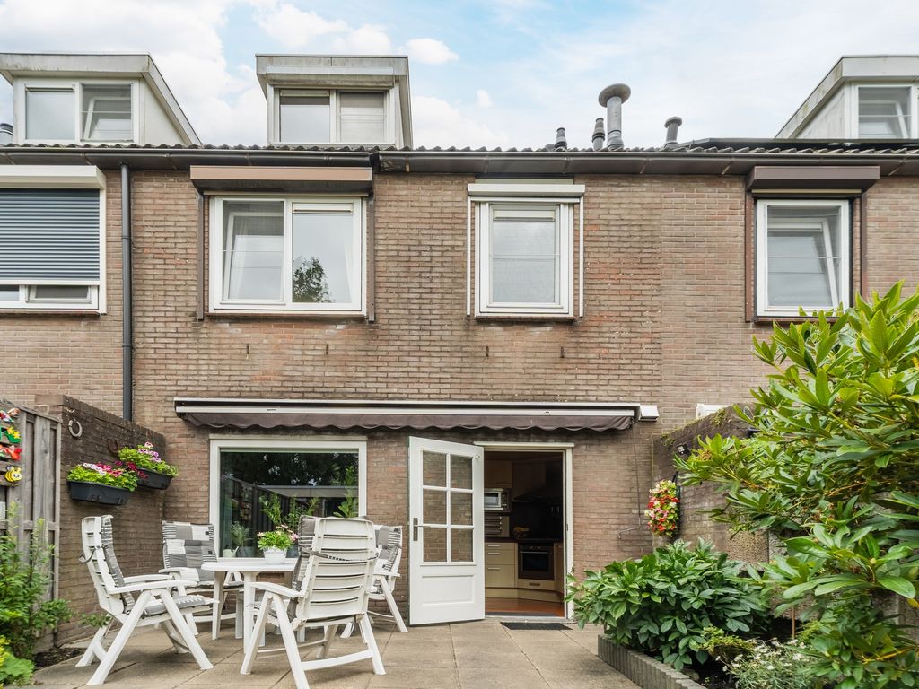 Dokter Schreuderstraat 83, Zwammerdam