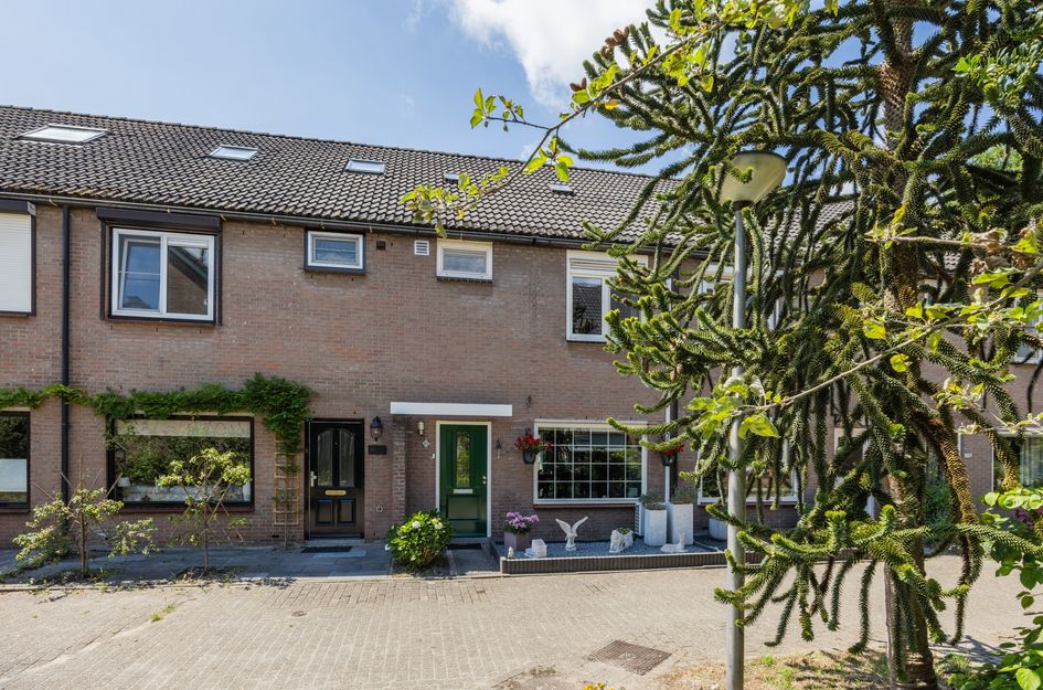 Dokter Schreuderstraat 83