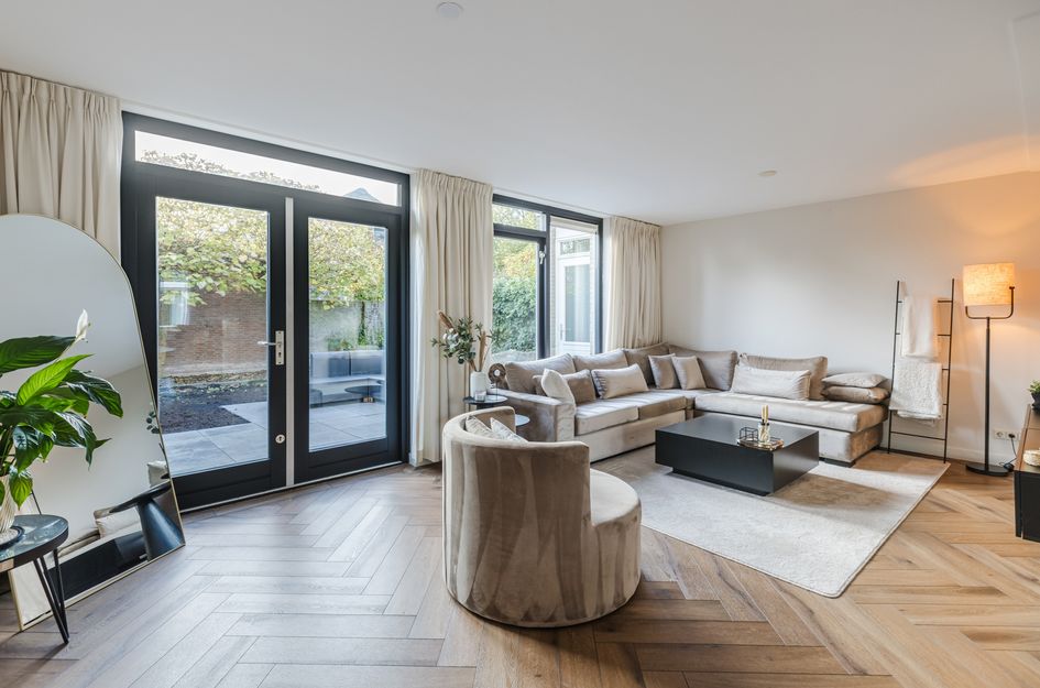 Burg v D de Bruijnstr 38