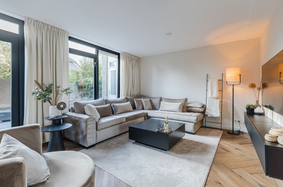 Burg v D de Bruijnstr 38