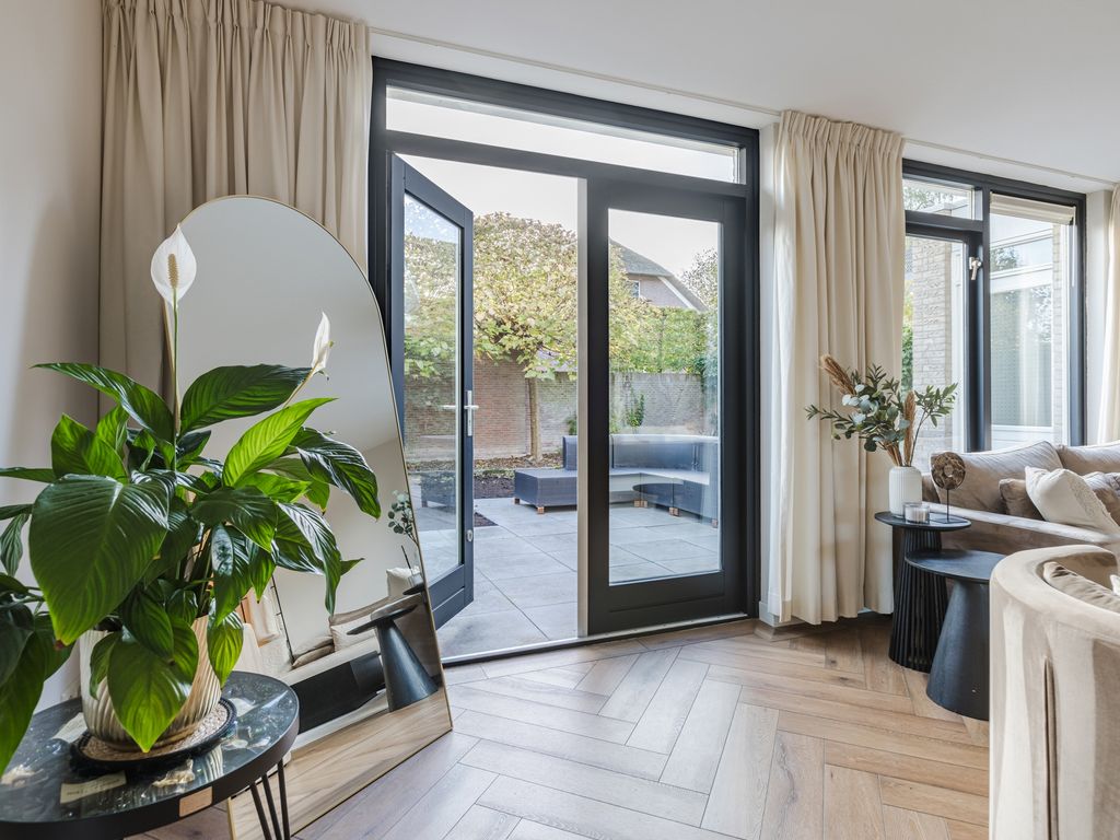 Burg v D de Bruijnstr 38, Bodegraven