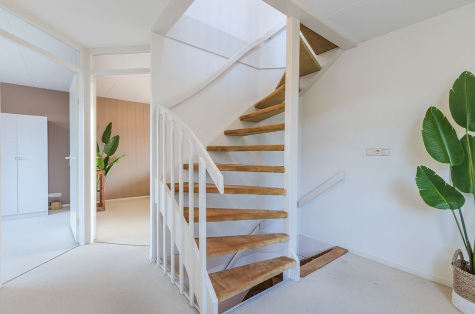 Burg v D de Bruijnstr 38