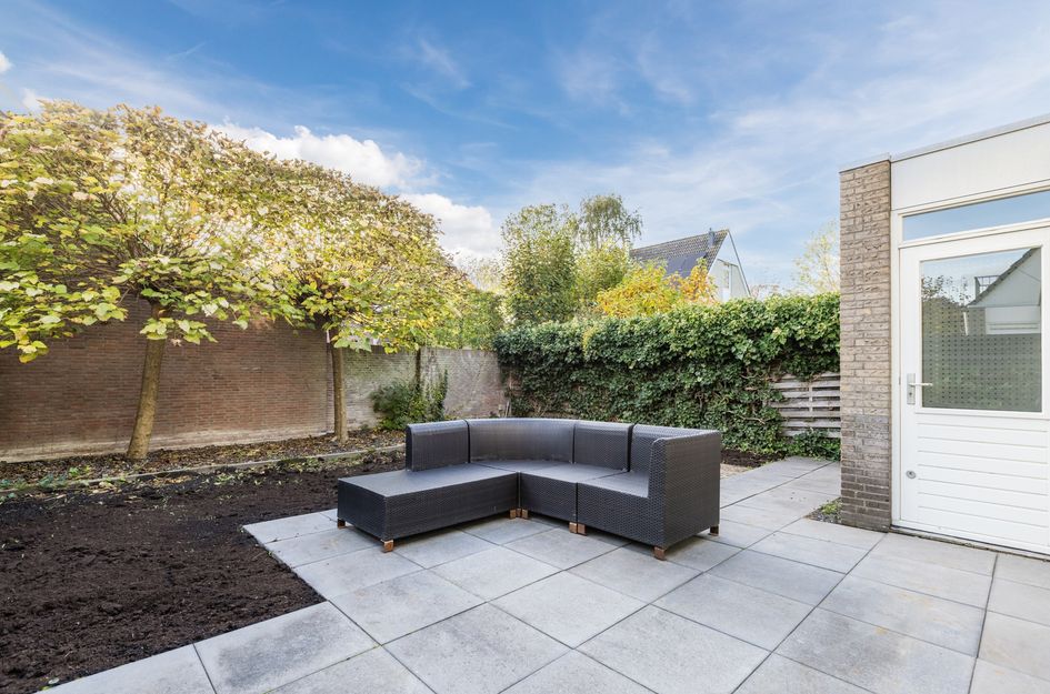 Burg v D de Bruijnstr 38