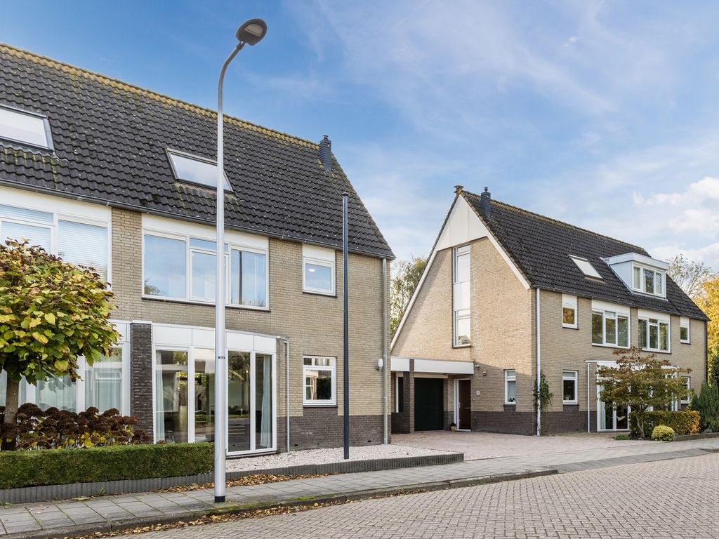 Burg v D de Bruijnstr 38, Bodegraven