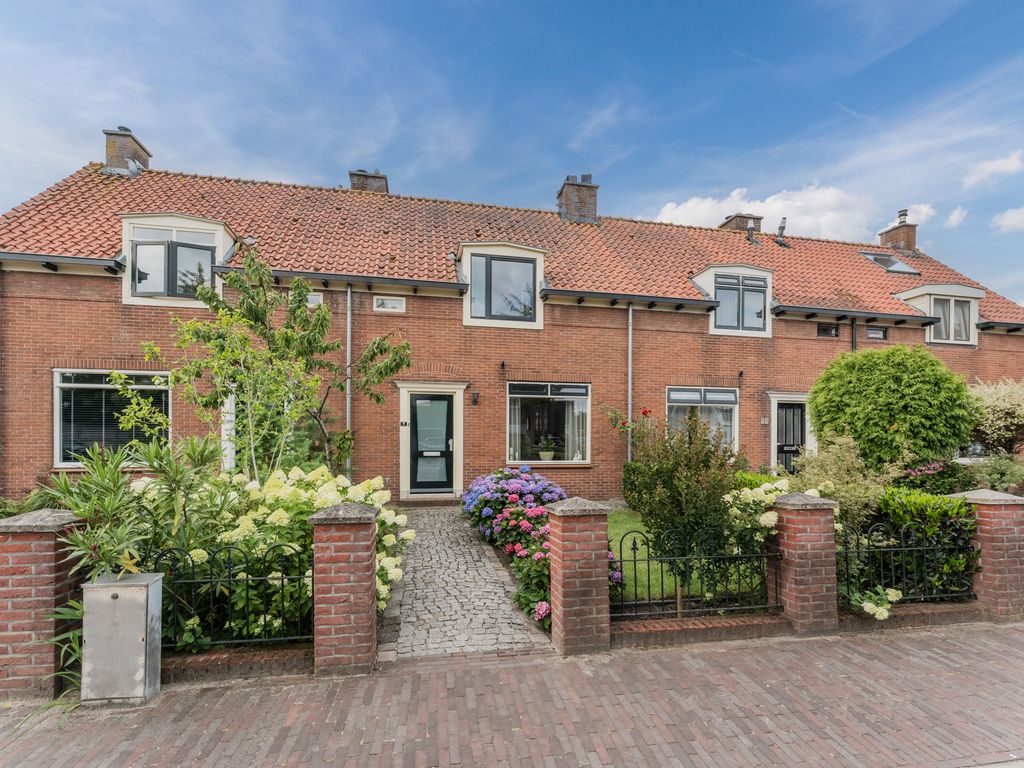 Korte Waarder 13, NIEUWERBRUG AAN DEN RIJN