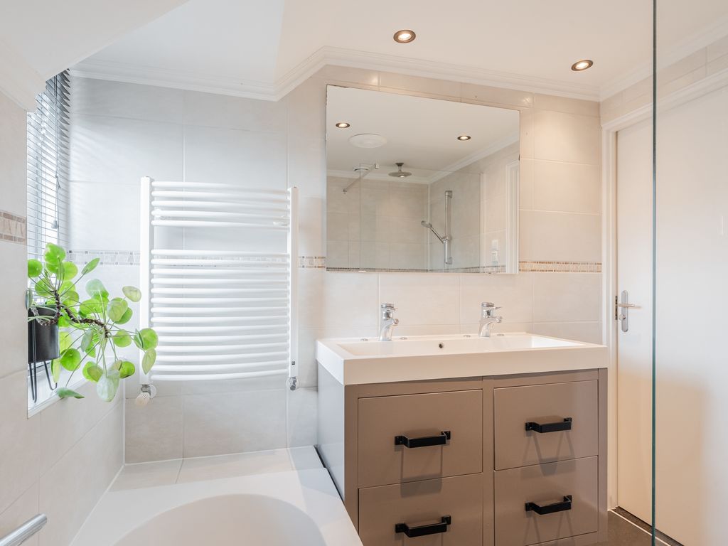 Korte Waarder 13, NIEUWERBRUG AAN DEN RIJN