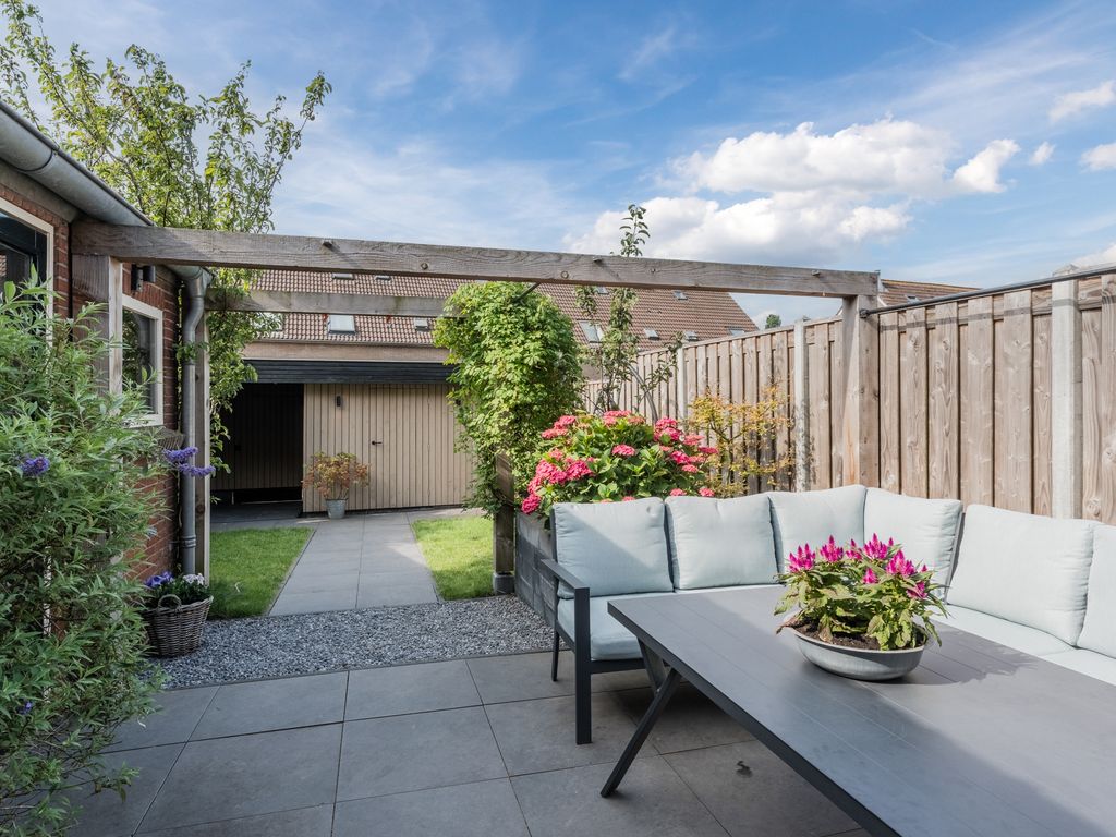 Korte Waarder 13, NIEUWERBRUG AAN DEN RIJN