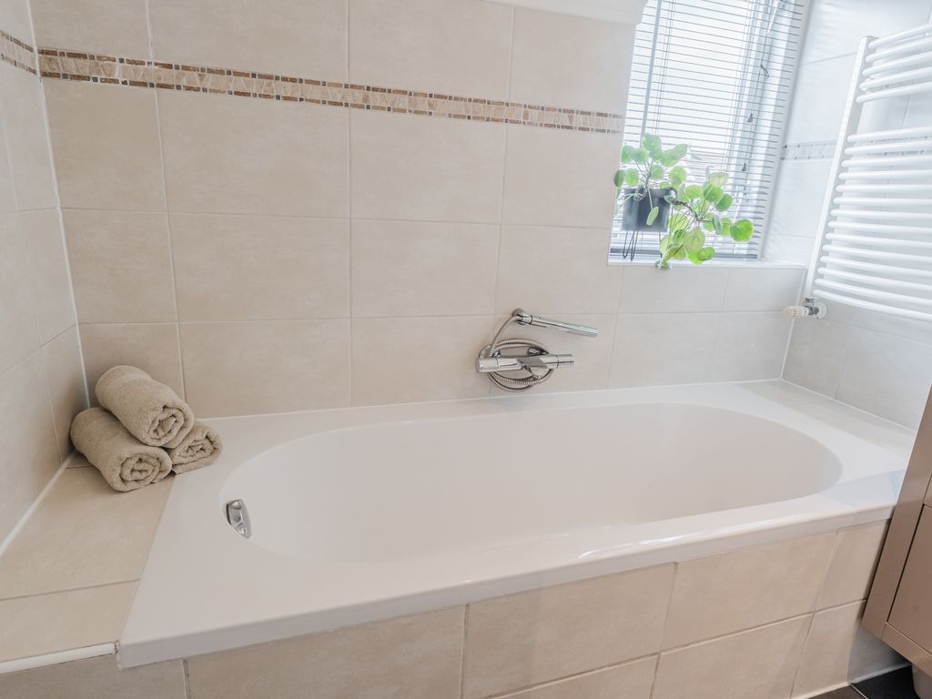 Korte Waarder 13, NIEUWERBRUG AAN DEN RIJN