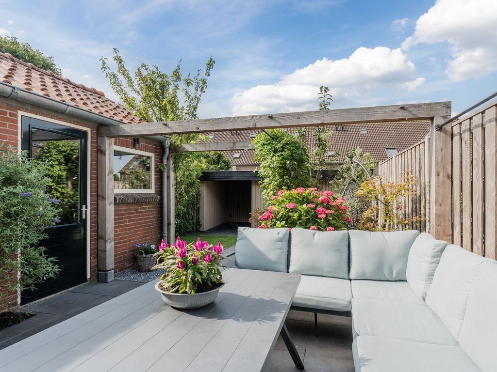 Korte Waarder 13, NIEUWERBRUG AAN DEN RIJN