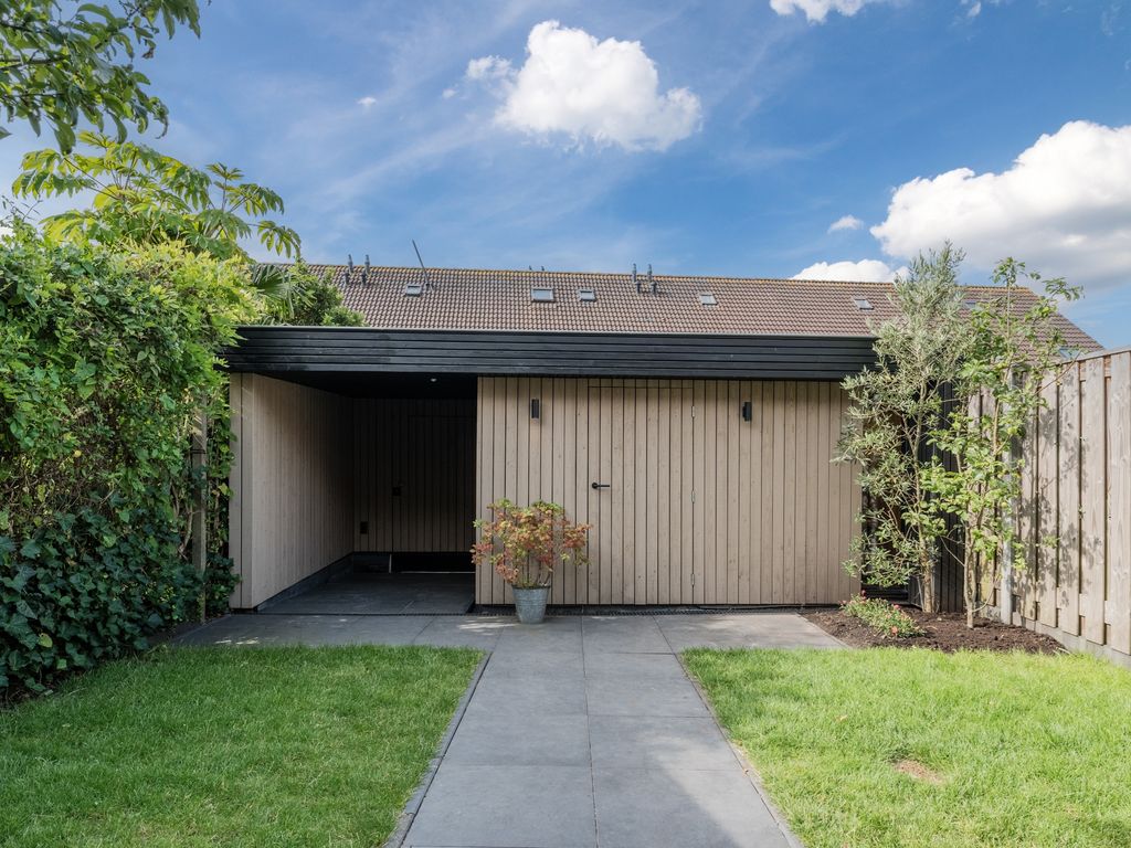 Korte Waarder 13, NIEUWERBRUG AAN DEN RIJN