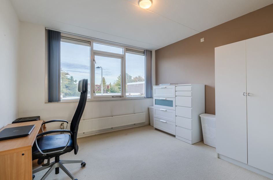 Burg. v. Dobben de Bruijnstraat 38