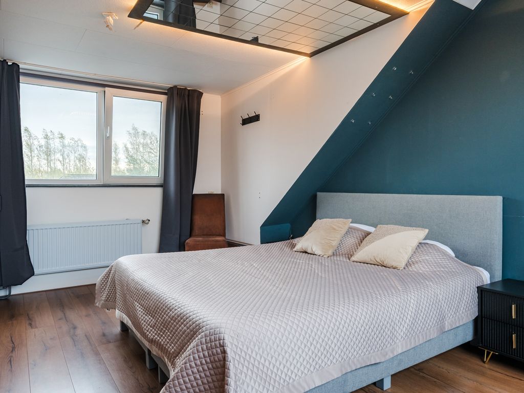 Zuidzijde 95, BODEGRAVEN