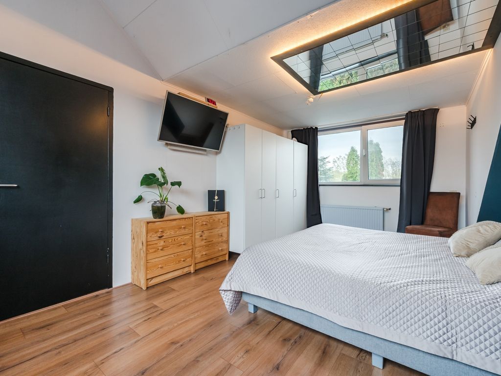 Zuidzijde 95, BODEGRAVEN