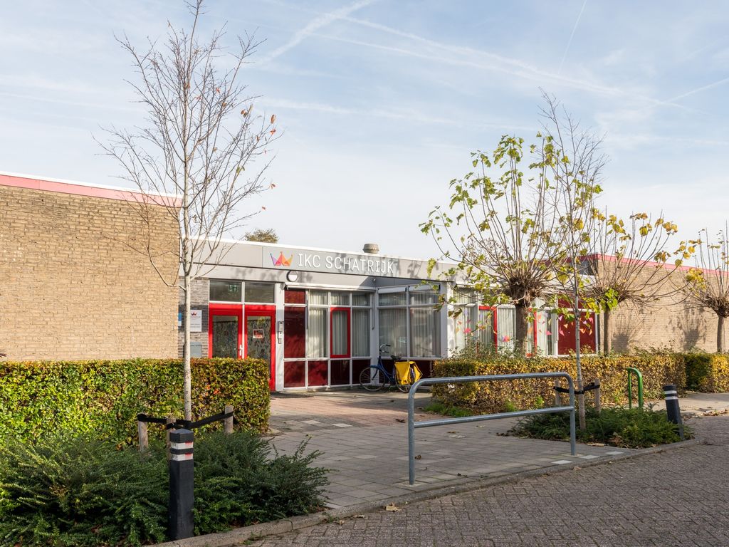 Stadhouderslaan 1, BODEGRAVEN