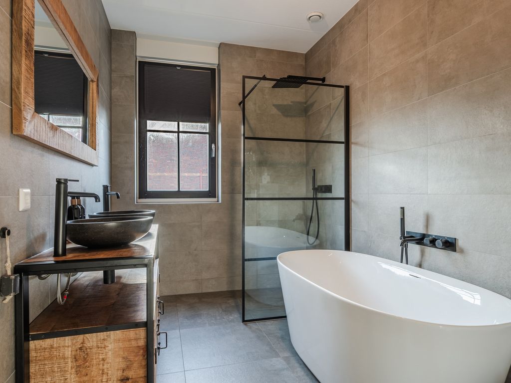 De Groendijck 18a, DRIEBRUGGEN