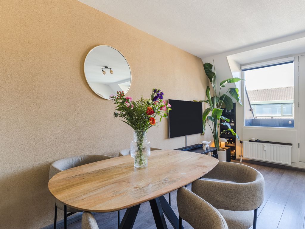 van Tolstraat 4r, BODEGRAVEN