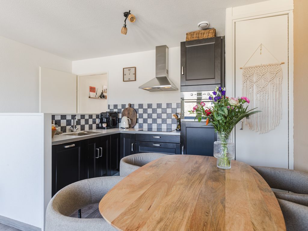 van Tolstraat 4r, BODEGRAVEN