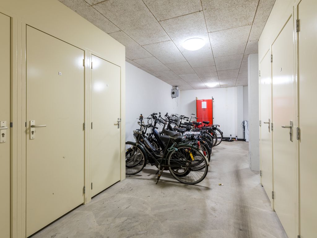 van Tolstraat 4r, BODEGRAVEN