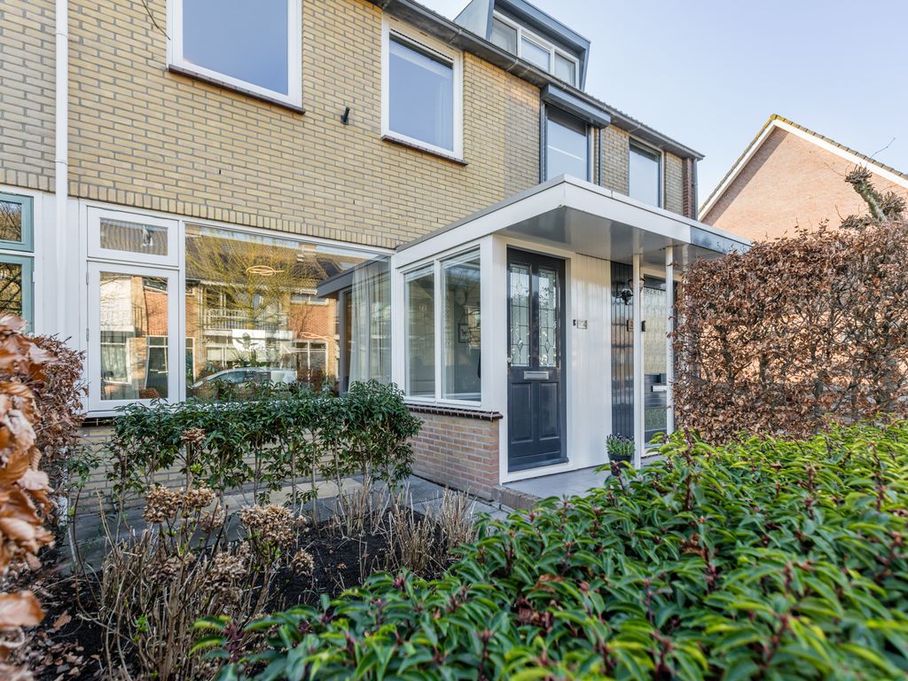 Esdoornstraat 4, DRIEBRUGGEN