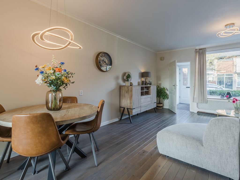 Esdoornstraat 4, DRIEBRUGGEN