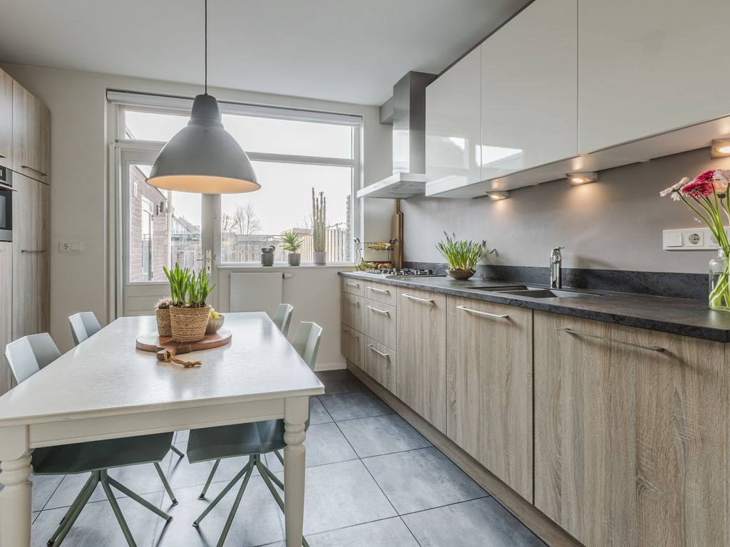 Esdoornstraat 4, DRIEBRUGGEN