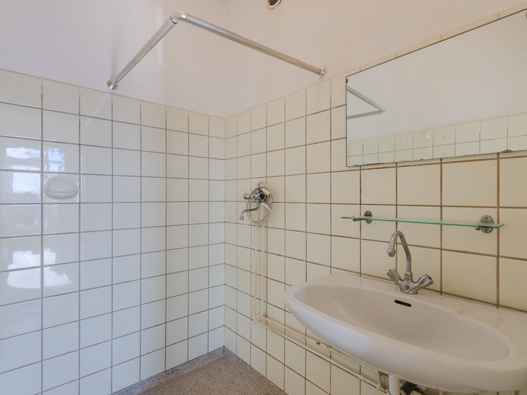 Dronensingel 97, BODEGRAVEN