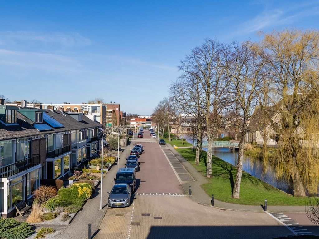 Dronensingel 97, BODEGRAVEN